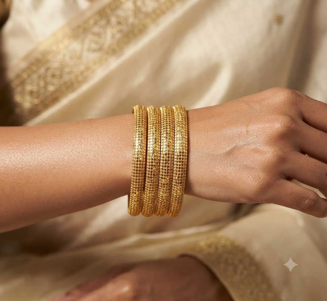 New Designer High Gold Plated Dot Design Fancy 4 Pcs Bangle For Women