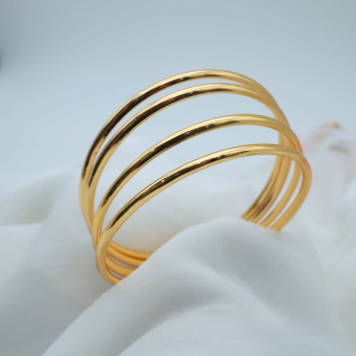 Casual Wear Micro Gold Plated 4 Pcs Palin Bangle For Girls And Women