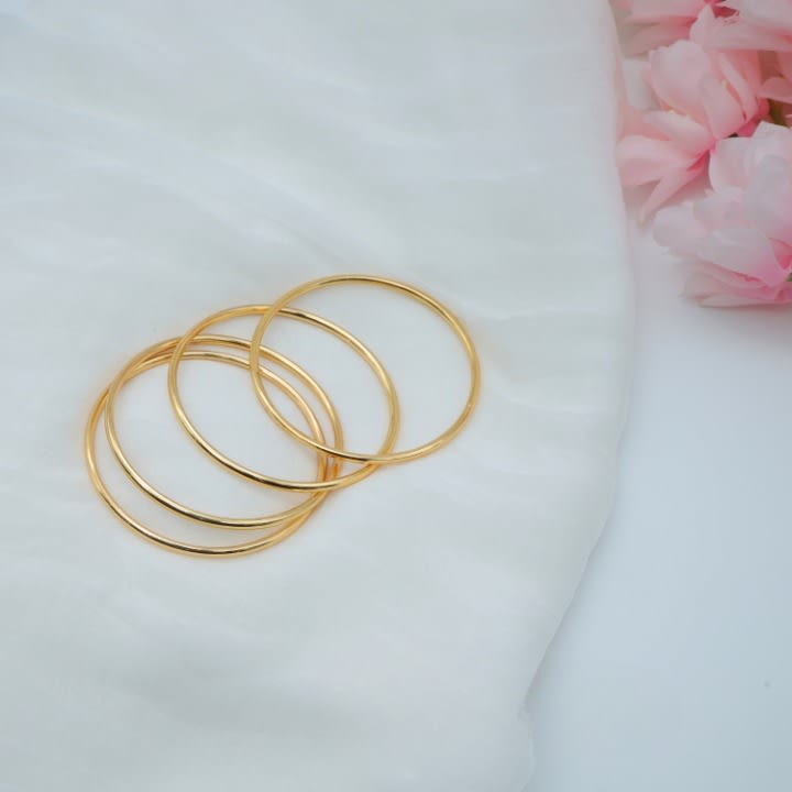 Casual Wear Micro Gold Plated 4 Pcs Palin Bangle For Girls And Women