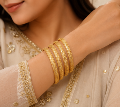 New Designer High Gold Plated Dot Design Fancy 4 Pcs Bangle For Women