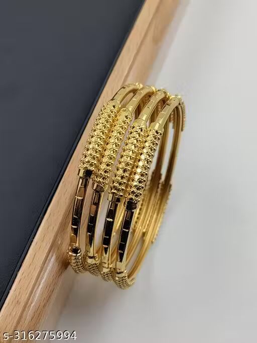High Gold Plated Premium Designer 10 Pcs Of Bangle Set