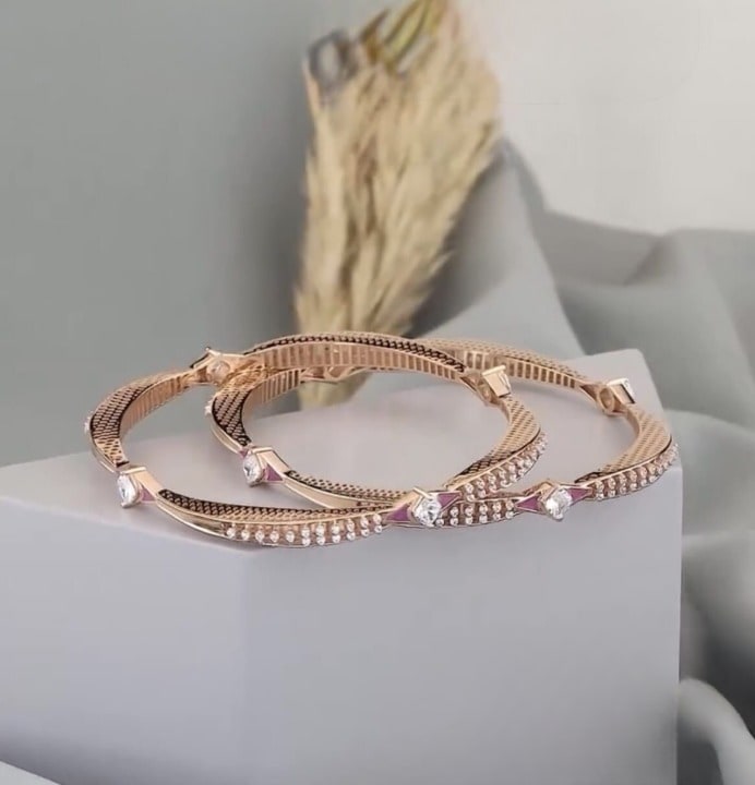 Rose Gold Plated Ad Diamond Studded Fancy Square-Round Bangle Set