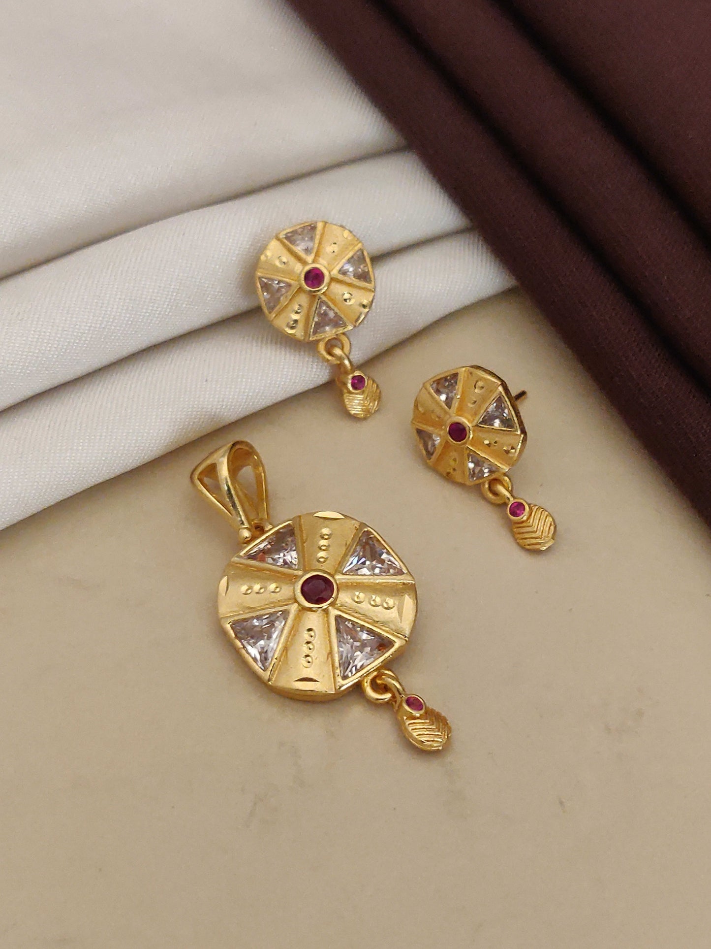 Gold Plated Ad Diamond Studed Fancy Chakra Pendent Set