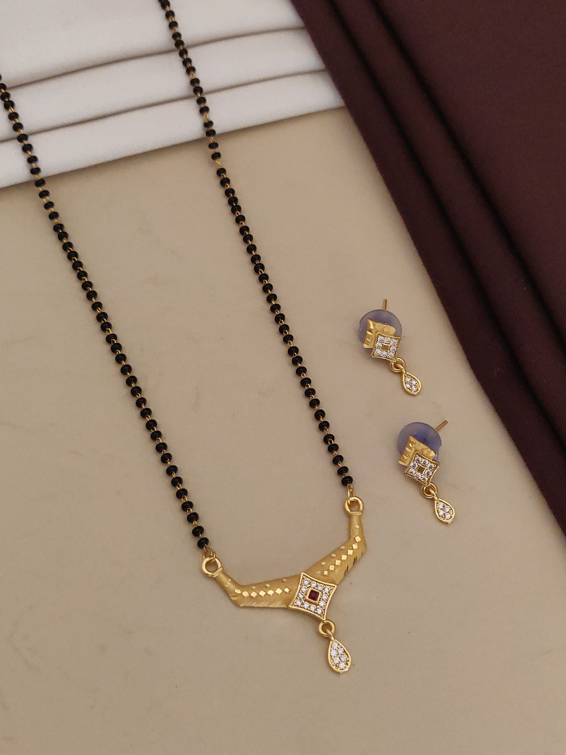 Forming And Diamond High Gold Plated Square Mangalsutra