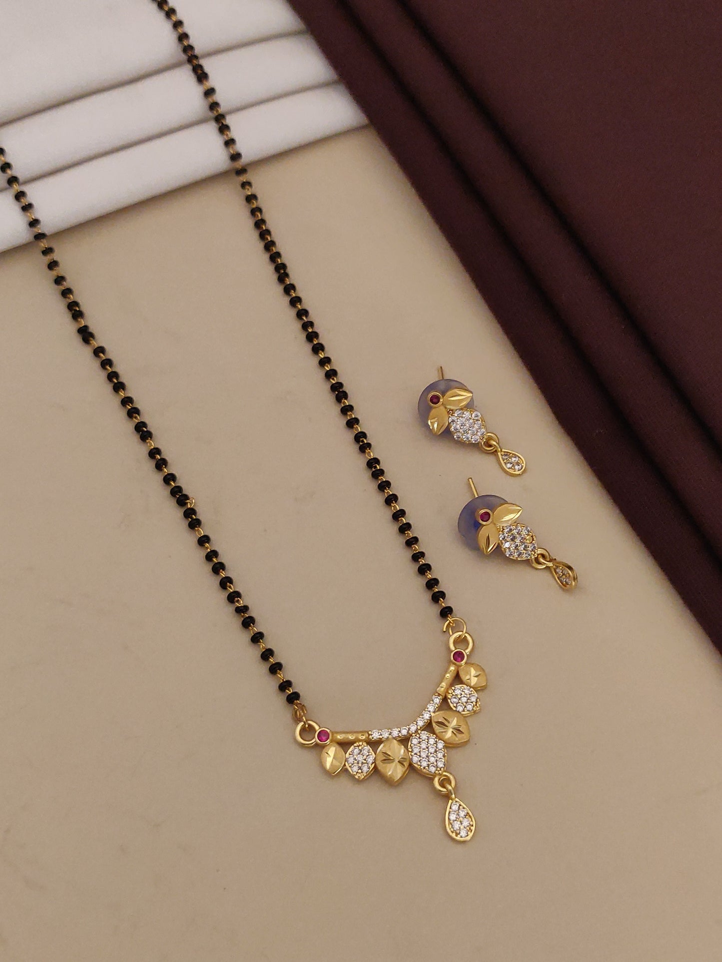 Forming And Diamond High Gold Plated Leaf Mangalsutra –
