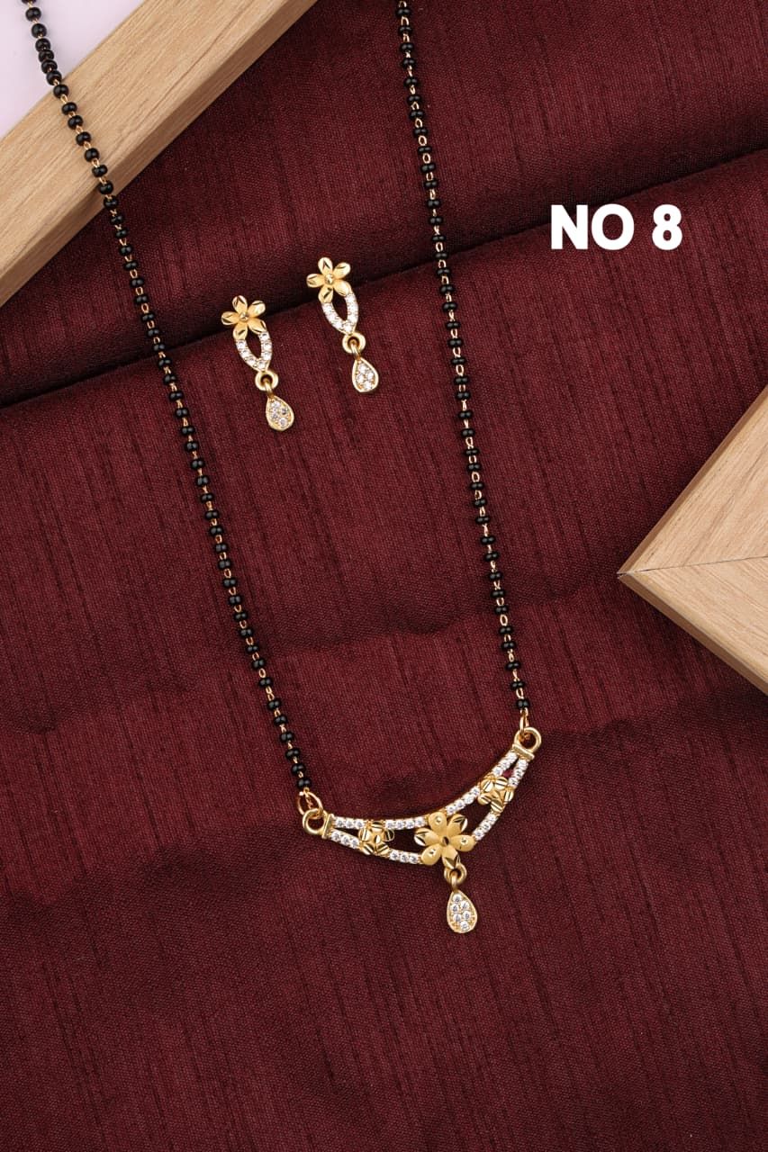 Forming And Diamond High Gold Plated Flower Mangalsutra