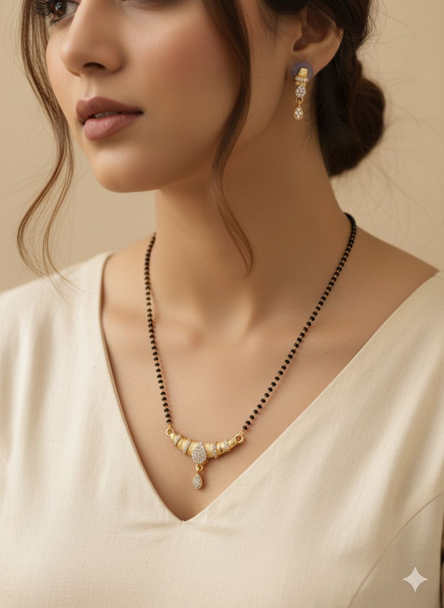 Forming And Diamond High Gold Plated Oval Mangalsutra